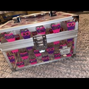Caboodles Makeup Case